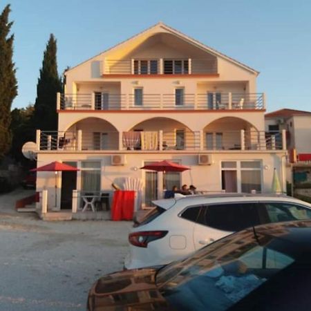 Vila Matej Ražanj Екстериор снимка